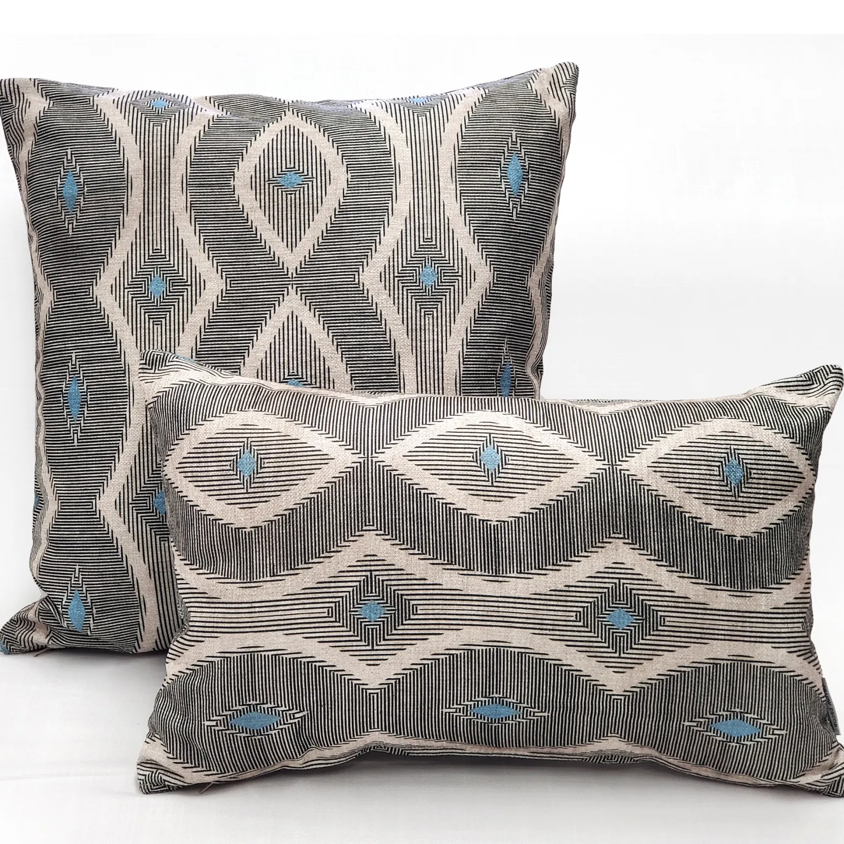 Desmond Blue Diamond Pillow 19x19