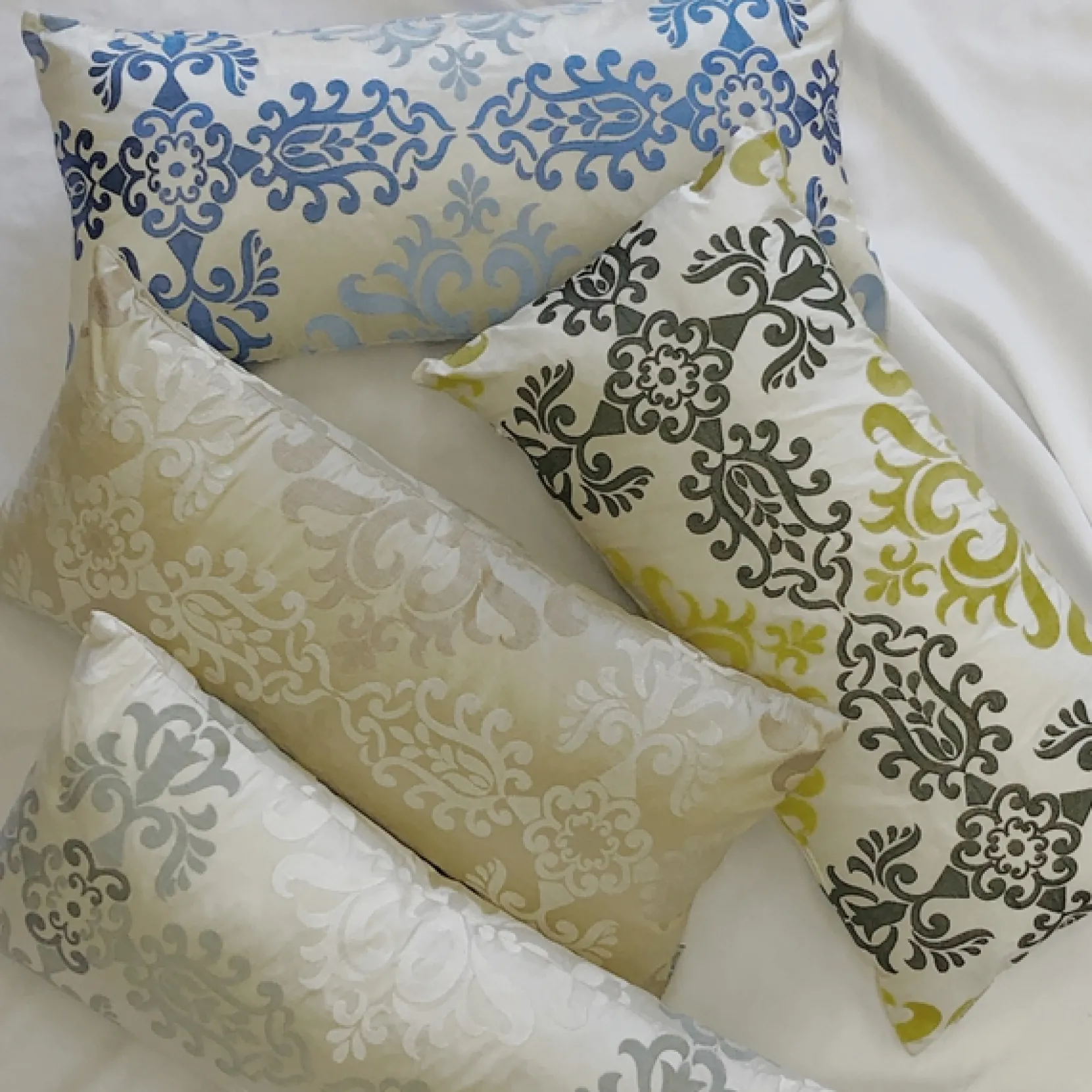 Sumatra Fountain Embroidered Silk Decorative Throw Pillow 21x21